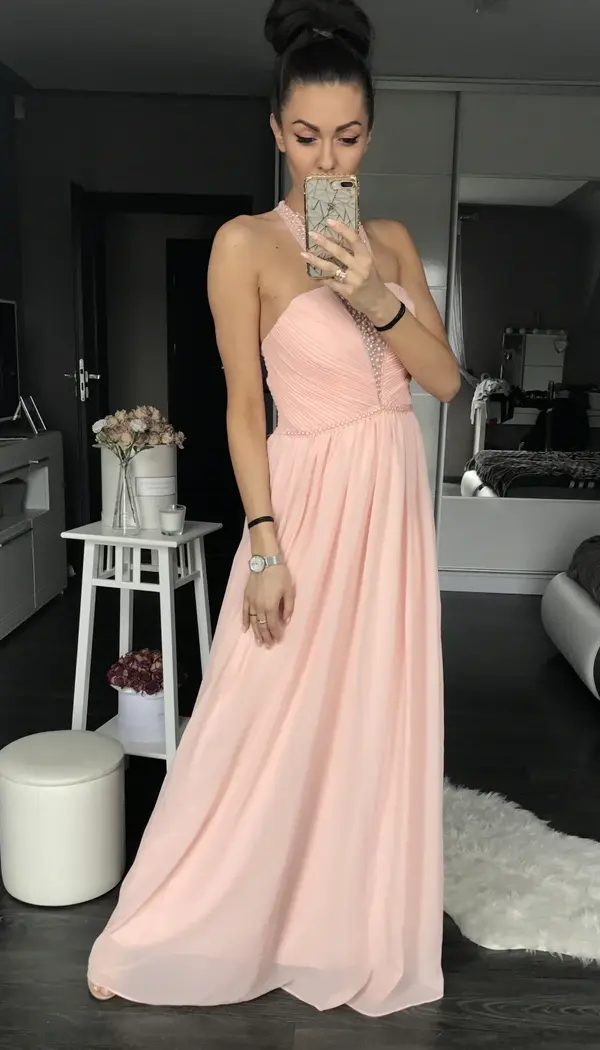 250996